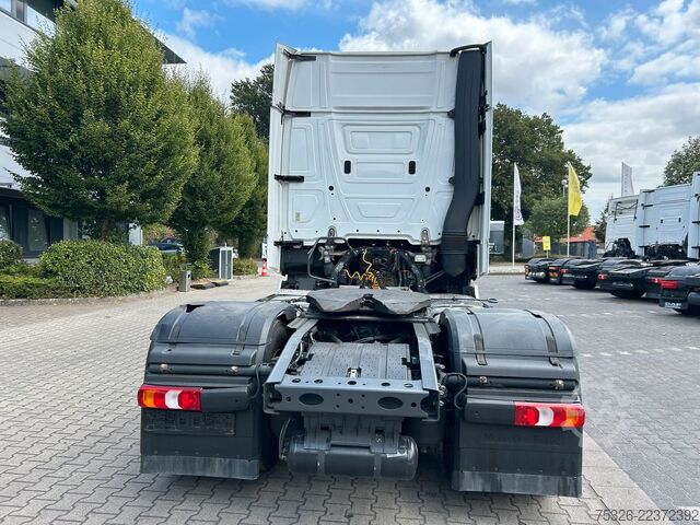 Standard tractor unit MERCEDES-BENZ 1848 LS 4x2 Gigaspace, Retarder