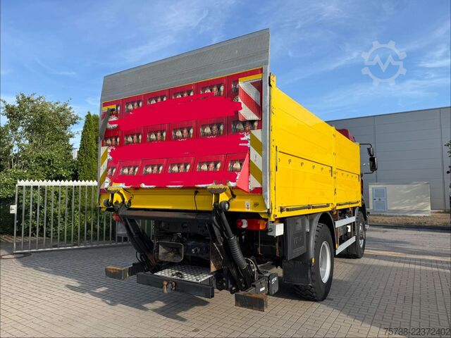 Flatbed truck RENAULT Midlum 280 DXI 4x4 Pritsche+LBW/BLATTFEDERUNG