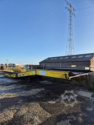 2000 Storax 10ton laadbrug inruiler met werk Storax 10ton laadbrug inruiler met werk