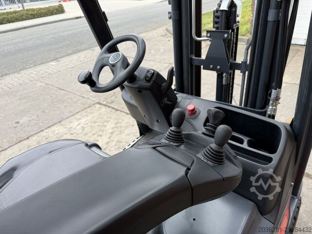 Elektro 3 Rad-Stapler Linde E14-02