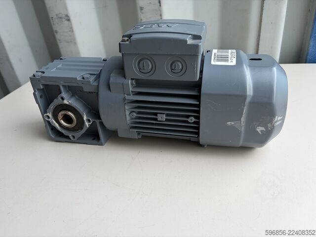  SEW-EURODRIVE WA20/T DR63M6/BR/TH 0,12 kW 15 obr./min 32 Nm 24 V DC hamulec SEW-EURODRIVE WA20/T DR63M6/BR/TH 0,12 kW 15 obr./min 32 Nm 24 V DC hamulec