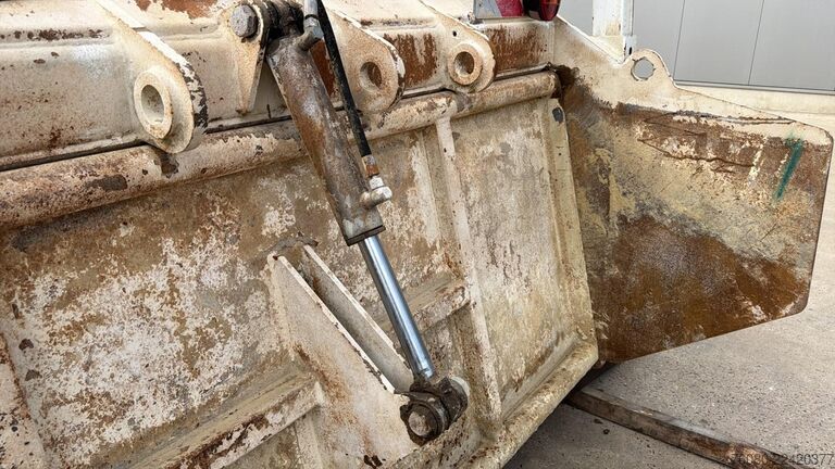 Asphalt recycler Stehr SBF 24 MILLER (INCL FOR 5000€ NEW TEETH / 4670 ...