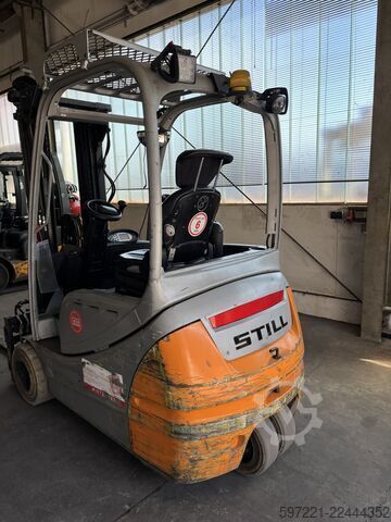 Electric - 3 wheels Still RX20-20