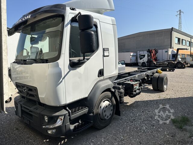Truck chassis Renault D13.250