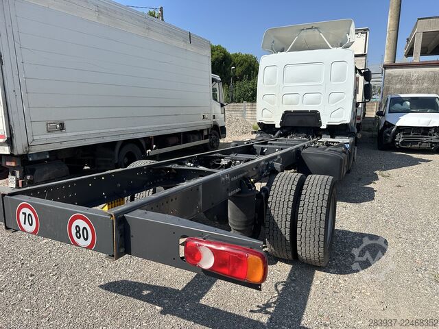 Truck chassis Renault D13.250