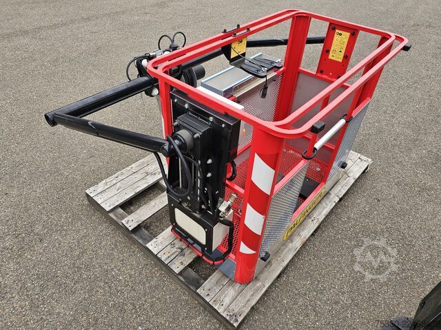 Crane truck Palfinger CRAWLER PCC .002 -  tm / WINCH / WORKBASKET