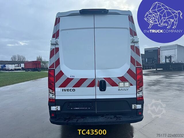 Panel van Iveco Daily 35C15V12 Double cab 7 places