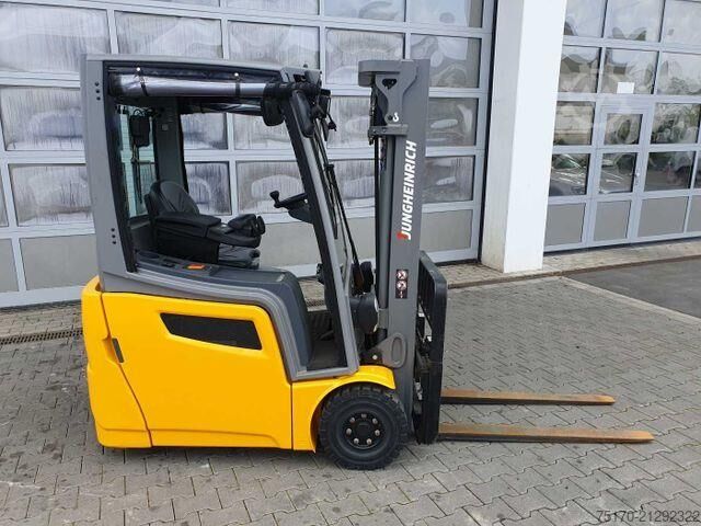 Forklift Jungheinrich EFG 215 / Triplex: 4.25m! / SS / nur 1.368h!