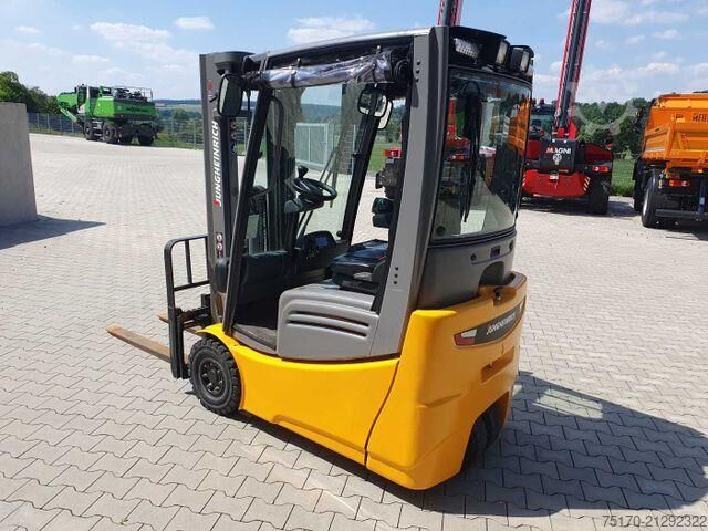 Forklift Jungheinrich EFG 215 / Triplex: 4.25m! / SS / nur 1.368h!