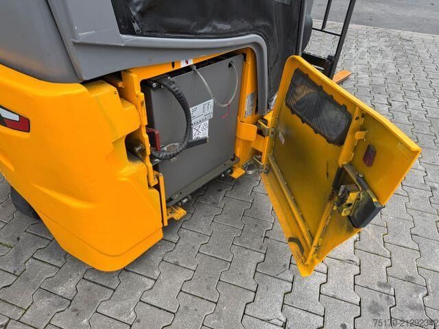 Forklift Jungheinrich EFG 215 / Triplex: 4.25m! / SS / nur 2.819h!