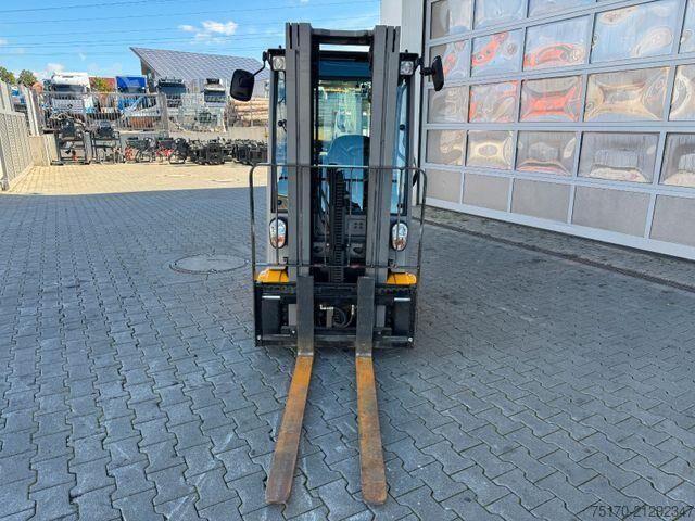Forklift Jungheinrich EFG 215 / Triplex: 4.25m! / SS / nur 2.865h!