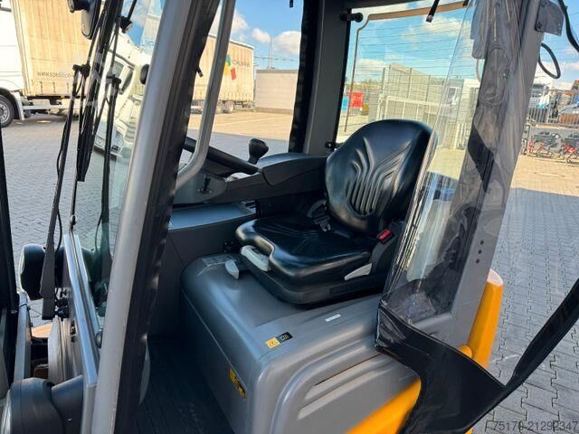 Forklift Jungheinrich EFG 215 / Triplex: 4.25m! / SS / nur 2.865h!