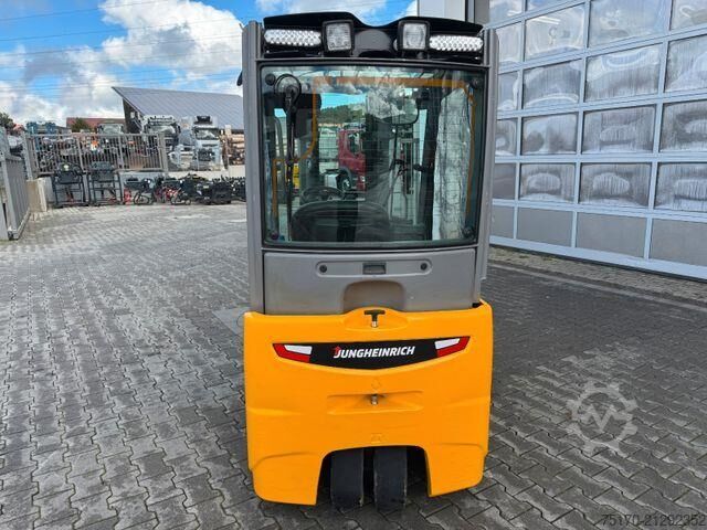 Forklift Jungheinrich EFG 215 / Triplex: 4.25m! / SS / nur 3.092h!