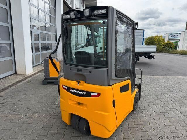 Gabelstapler Jungheinrich EFG 215 / Triplex: 4.25m! / SS / nur 3.298h!