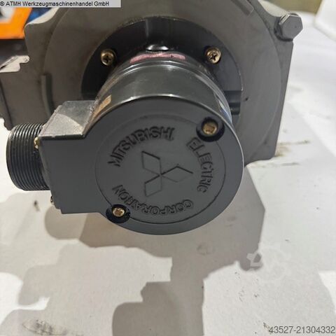 Motor MITSUBISHI HA300C