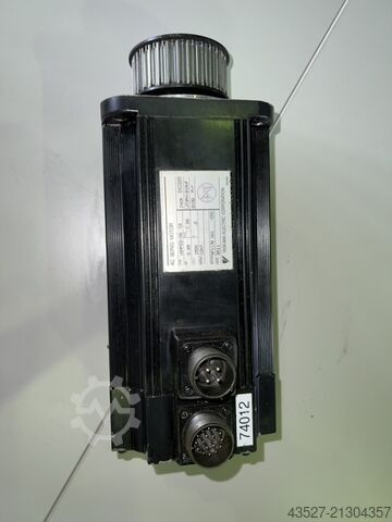 Motor YASKAWA USAFED-09C21S