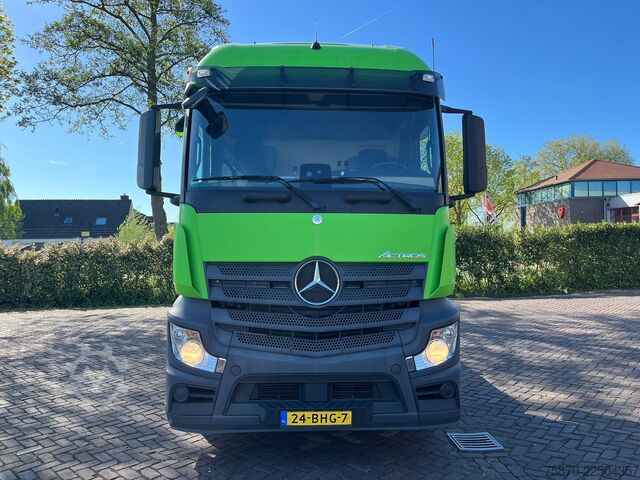 Standard-SZM Mercedes-Benz Actros 1943