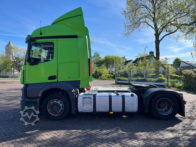 Standard-SZM Mercedes-Benz Actros 1943