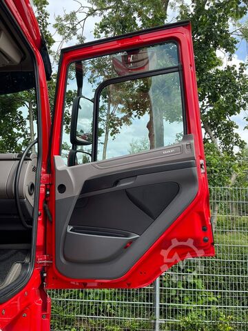Standard-SZM DAF CF 450 FT