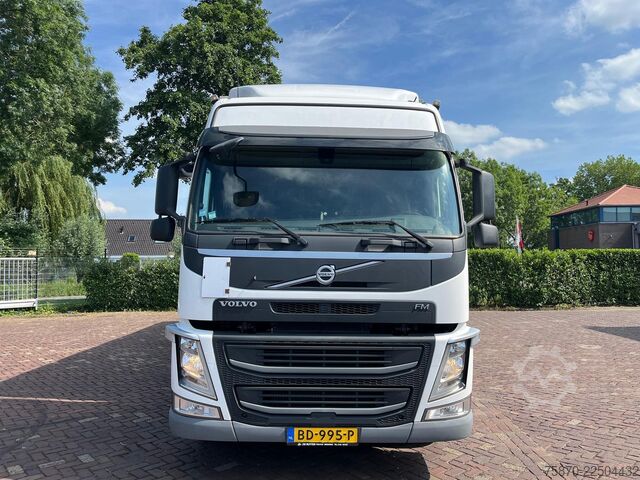 Suitcase Volvo FM 330 VTJ3R