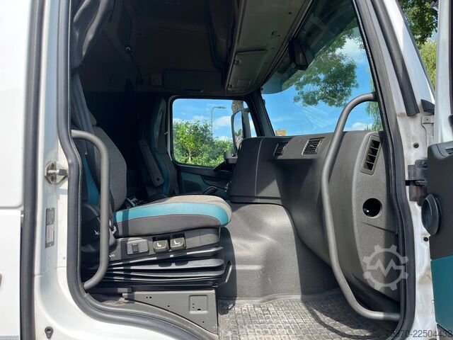 Suitcase Volvo FM 330 VTJ3R