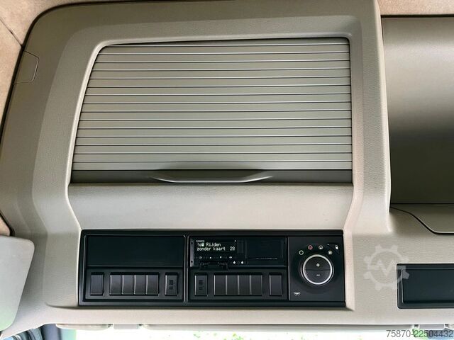 Suitcase Volvo FM 330 VTJ3R