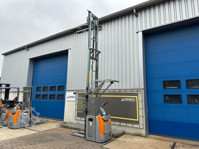 VS-22420 Electric triplex stacker Still EXVSF14, lifting height 4716 mm STILL EXVSF14