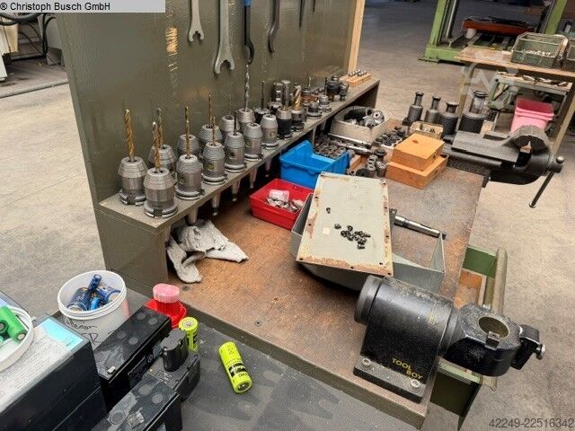 Machining centre DECKEL MAHO Dmc 100 v  hi dyn
