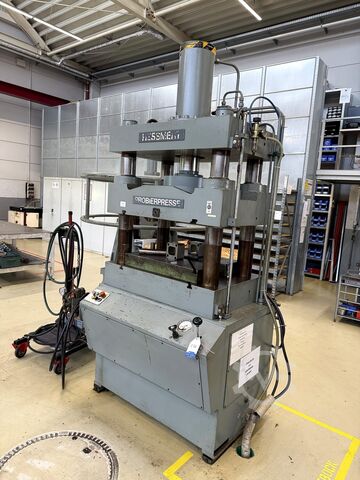 Sample press HESSMERT HYDR