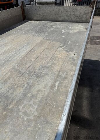 Kipper LKW Nissan ATLEON 35.15