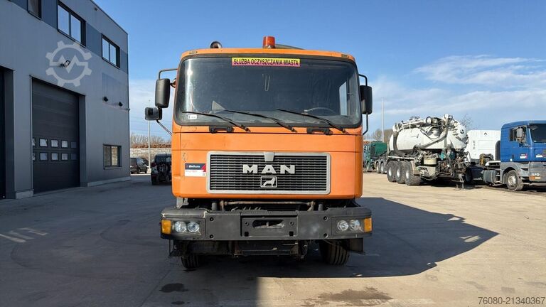 Vacuum truck MAN 26.293 (17000 L / 6X2 / MANUAL PUMP / POMPE MAN...
