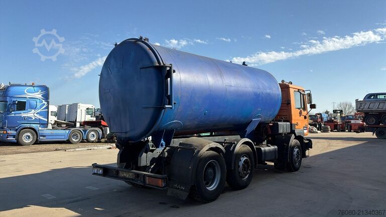 Vacuum truck MAN 26.293 (17000 L / 6X2 / MANUAL PUMP / POMPE MAN...