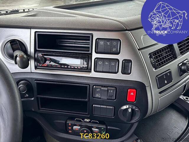 Standard-SZM DAF XF 530