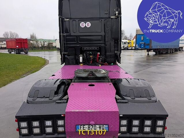 Standard-SZM DAF XF 530