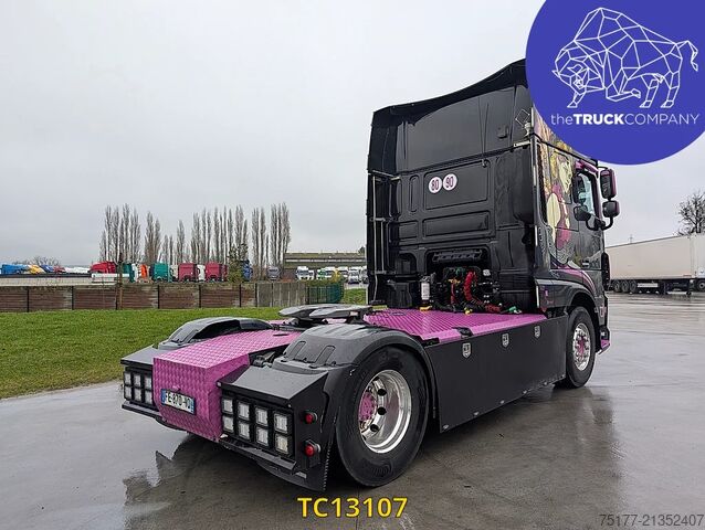 Standard-SZM DAF XF 530