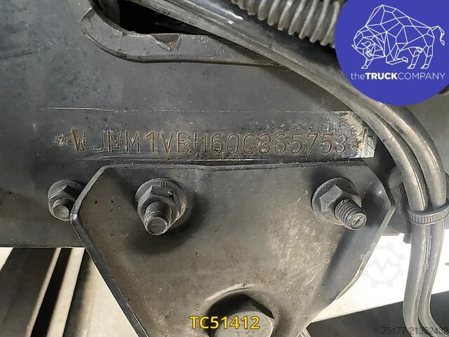 Standard-SZM Iveco Stralis 440 S40