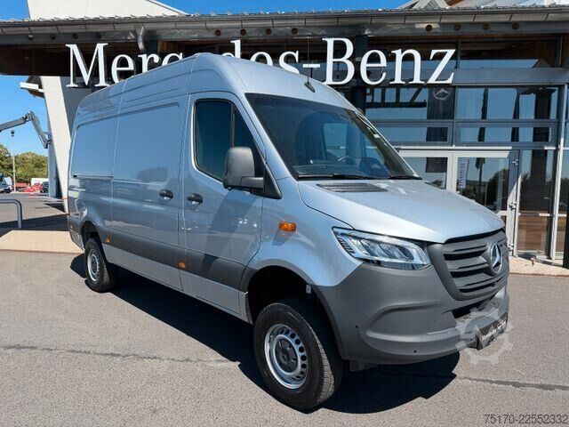 High-roof van Mercedes-Benz Sprinter 319 CDI 4x4 3665 Klima AHK Kamera