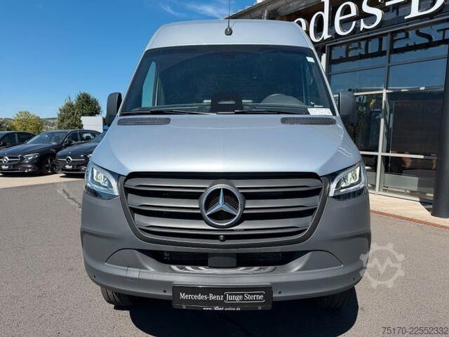 High-roof van Mercedes-Benz Sprinter 319 CDI 4x4 3665 Klima AHK Kamera