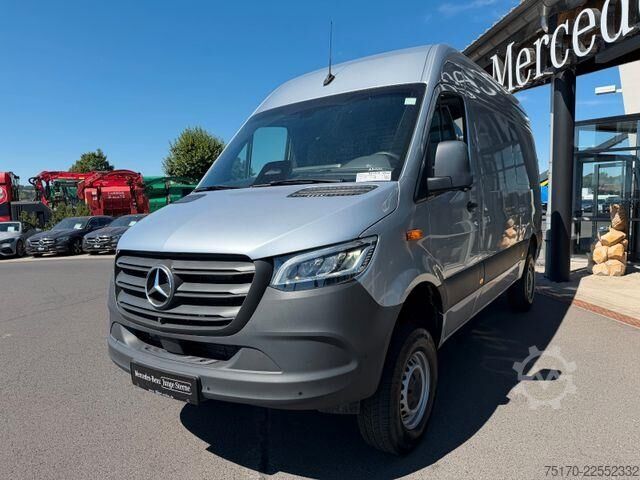 High-roof van Mercedes-Benz Sprinter 319 CDI 4x4 3665 Klima AHK Kamera