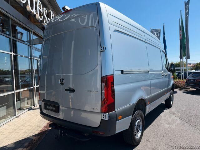 High-roof van Mercedes-Benz Sprinter 319 CDI 4x4 3665 Klima AHK Kamera