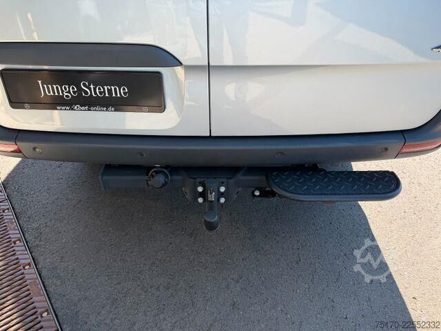 High-roof van Mercedes-Benz Sprinter 319 CDI 4x4 3665 Klima AHK Kamera