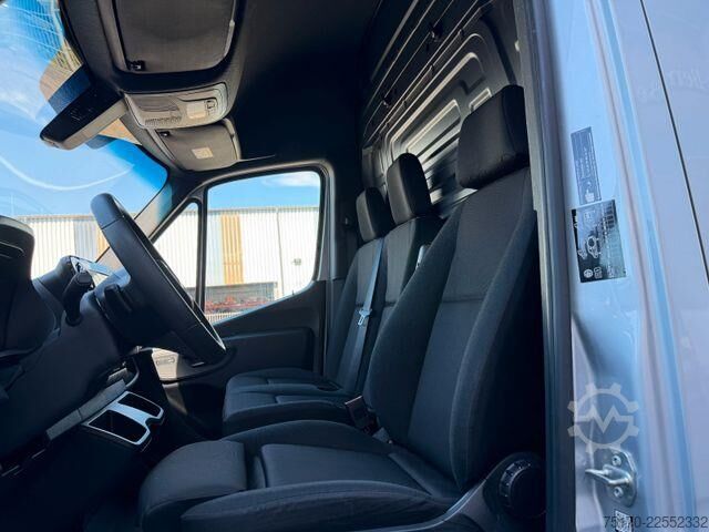 High-roof van Mercedes-Benz Sprinter 319 CDI 4x4 3665 Klima AHK Kamera
