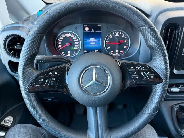 High-roof van Mercedes-Benz Vito 116 CDI Klima Kamera AHK Navi