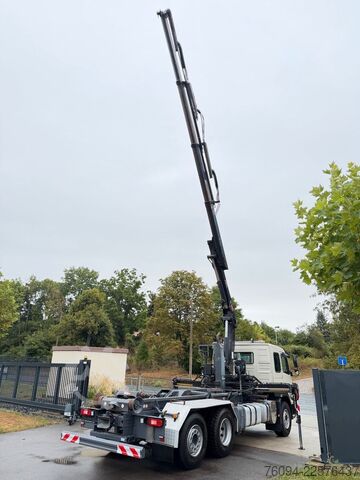 Autokran VOLVO FMX 370 6x2 lift/lenk Abrollkipper KRAN 13m FUNK