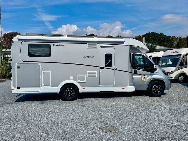 Teilintegriertes Wohnmobil DETHLEFFS Trend T 7057 EB *Einzelbetten-Hubbett*