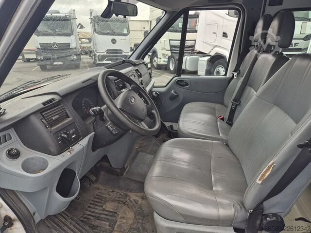 Van Ford Transit 2.2