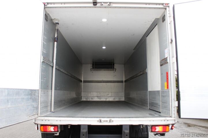 Refrigerated truck Renault D18 DTI 280 Thermo King-800R Strom Tür+LBW FRC