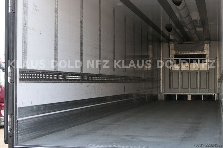 Reefer semitrailer LAMBERET LVFS2 Kühlkoffer Carrier Vector 1550