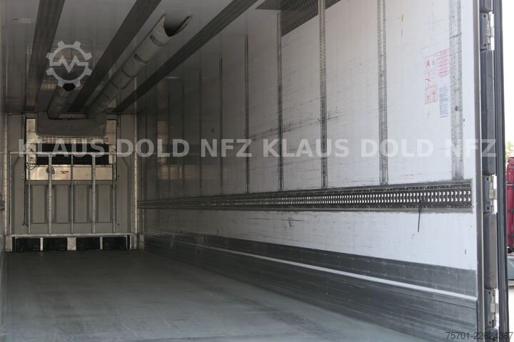 Reefer semitrailer LAMBERET LVFS2 Kühlkoffer Carrier Vector 1550