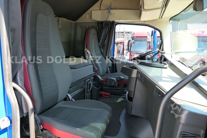 Standard tractor unit VOLVO FH 500 Kipphydraulik Kompressor  X-Track Euro 6